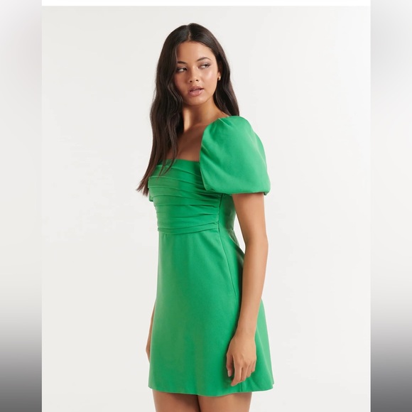 NWT Forever New | Green Kamilla A-Line Gathered Mini - Picture 4 of 12